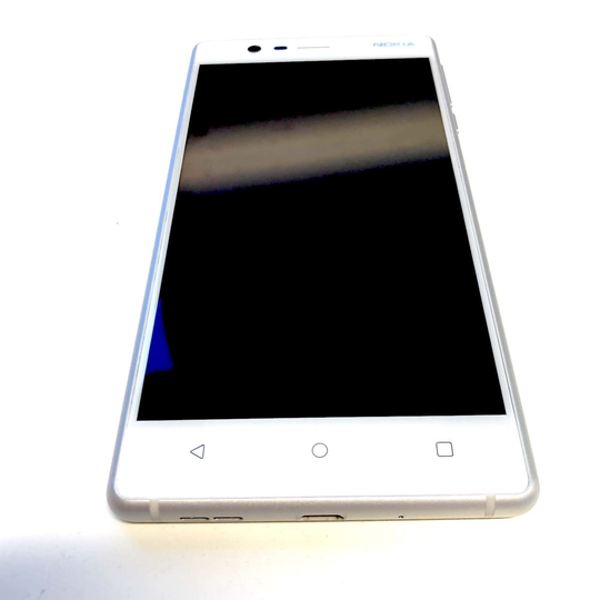 Nokia 3 Kosketuspaneeli + LCD näyttö + eturunko - Valkoinen / Hopea